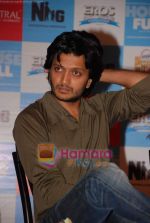 Ritesh Deshmukh at the launch of Great Indian Shopping festival in SOBO Central on 17th April 2010 (4).JPG